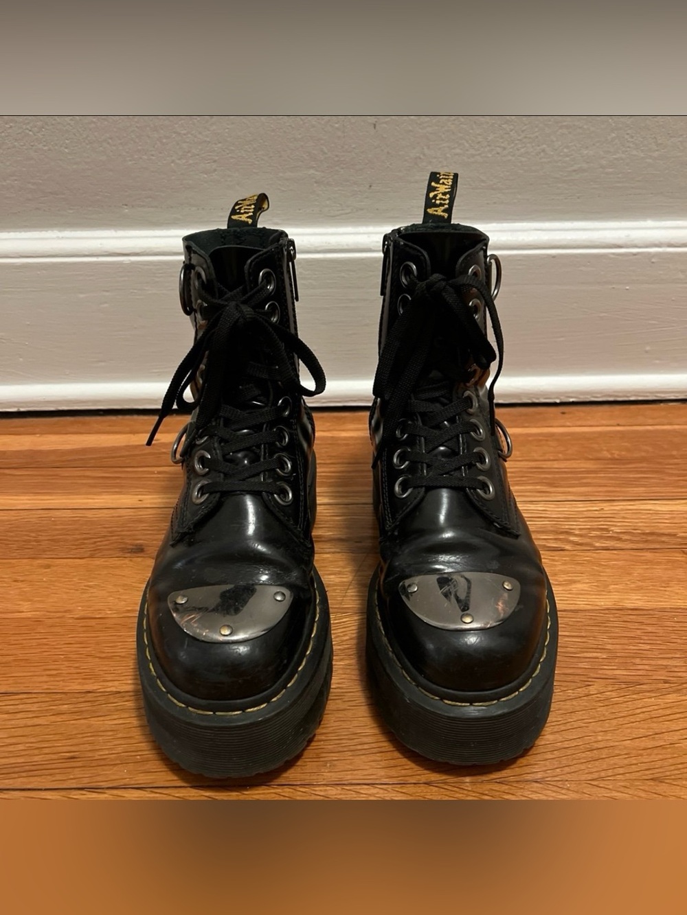 Dr. Martens “Jadon Alt” Boots